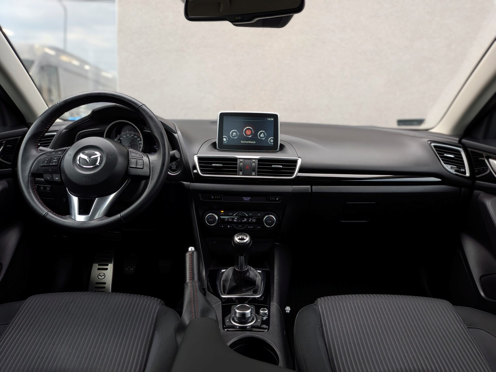 Mazda 3 - zdjęcie 17