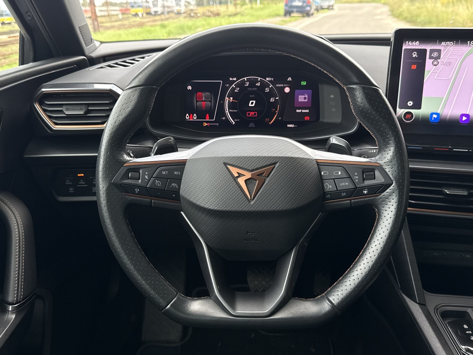 Cupra Leon - zdjęcie 15