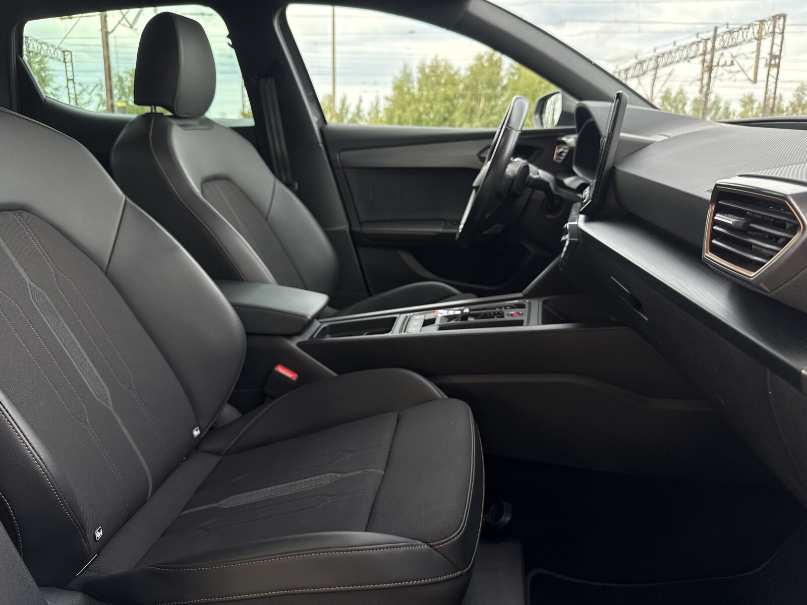 Cupra Leon - zdjęcie 13