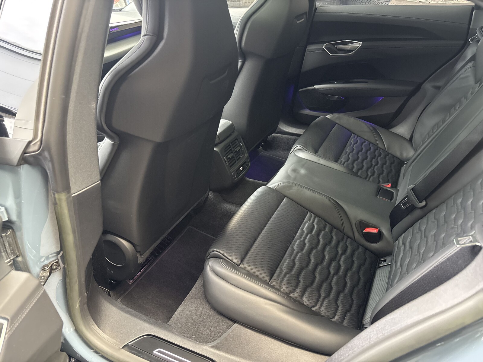 Audi e-tron GT - zdjęcie 36