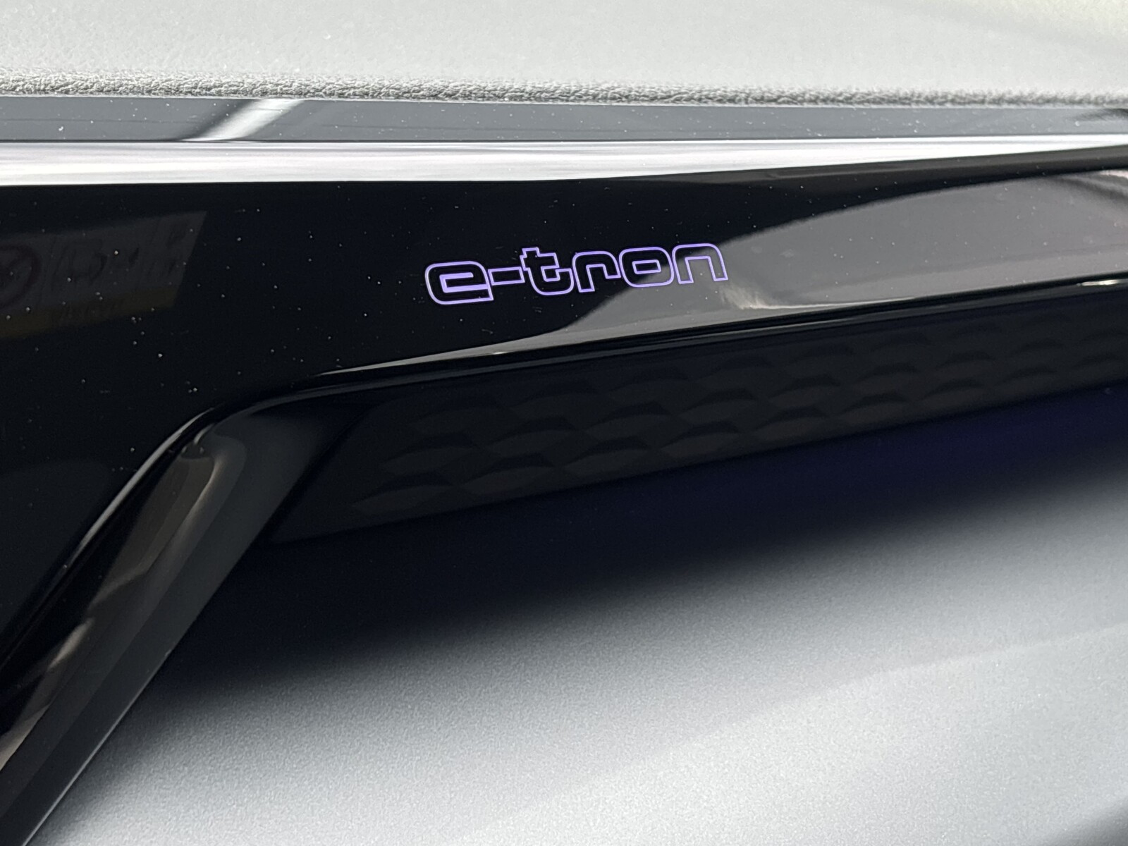 Audi e-tron GT - zdjęcie 22