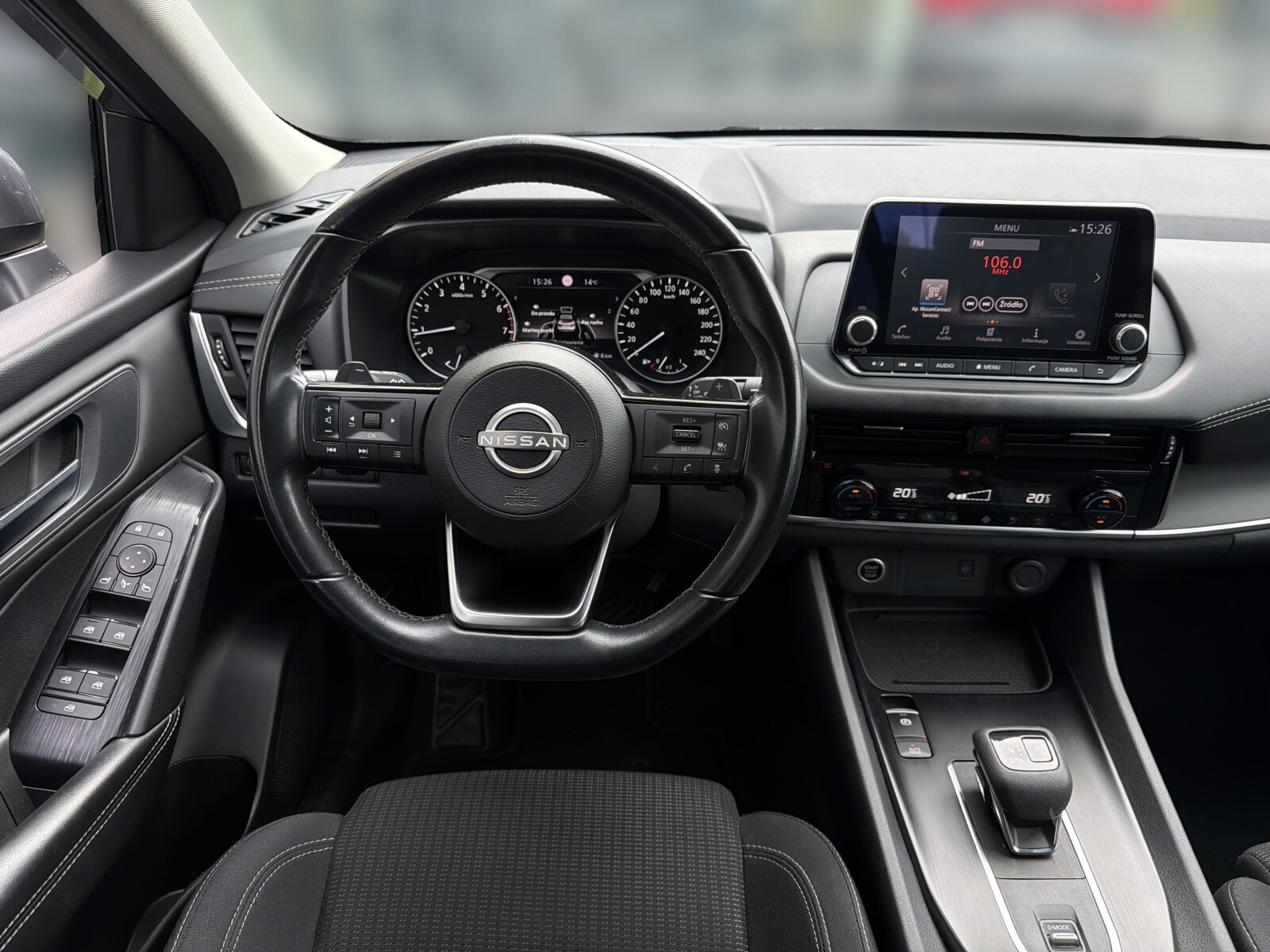 Nissan Qashqai - zdjęcie 9