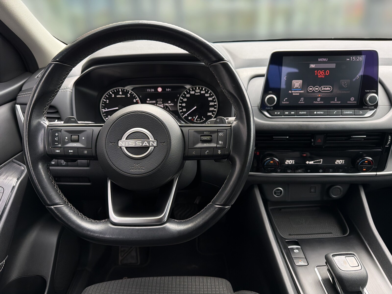 Nissan Qashqai - zdjęcie 11