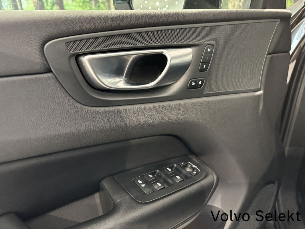 Volvo XC 60 - zdjęcie 9