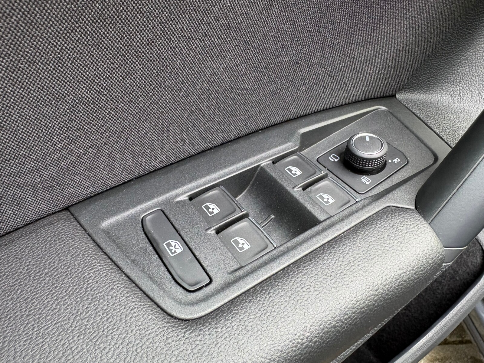 Volkswagen Tiguan - zdjęcie 20