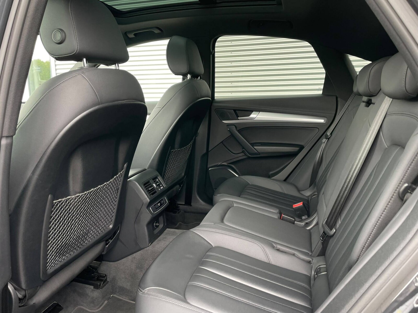 Audi Q5 Sportback - zdjęcie 12