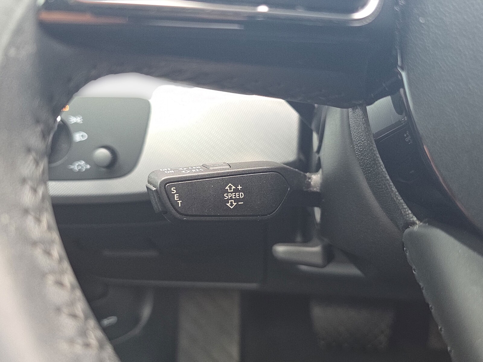 Audi A4 Avant - zdjęcie 15