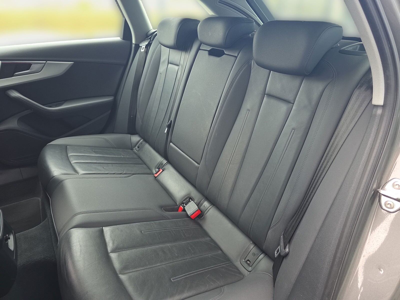 Audi A4 Avant - zdjęcie 27