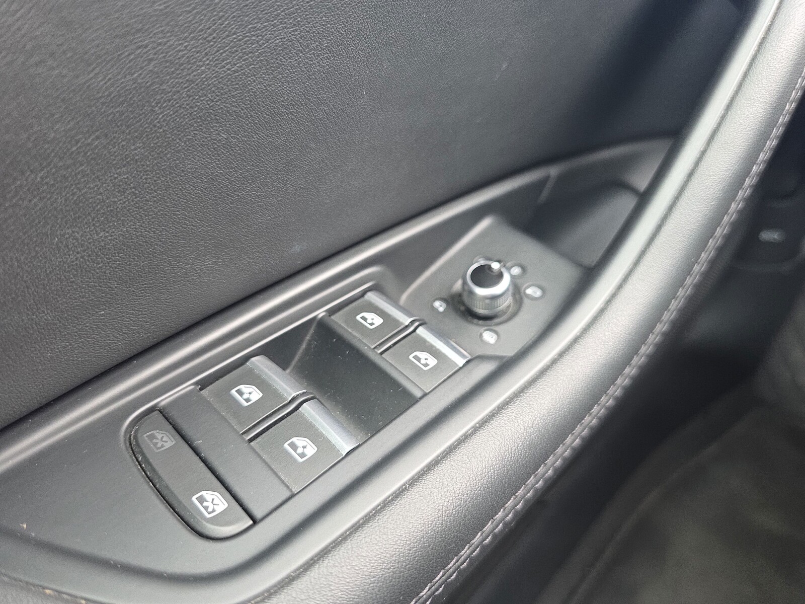Audi A4 Avant - zdjęcie 11