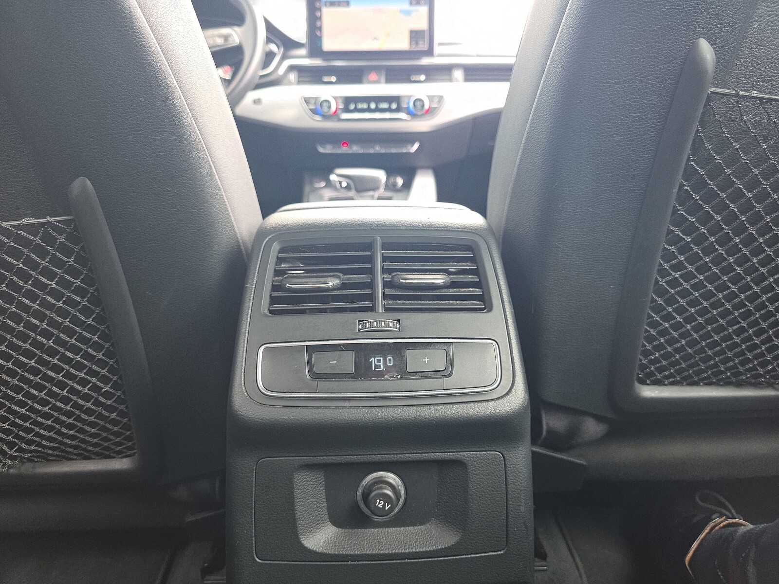 Audi A4 Avant - zdjęcie 28