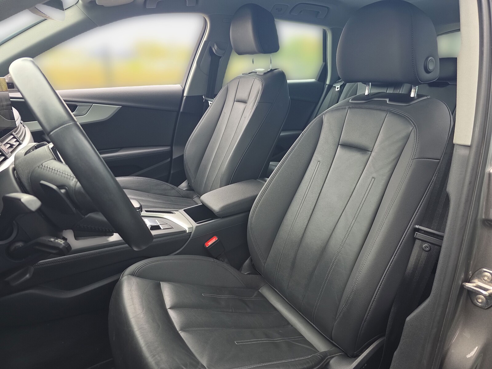 Audi A4 Avant - zdjęcie 9