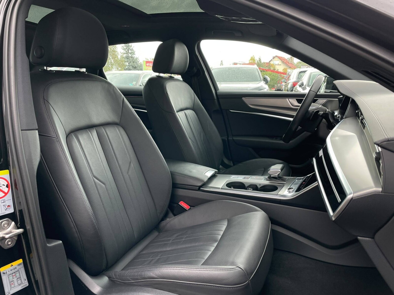 Audi A6 Avant - zdjęcie 22