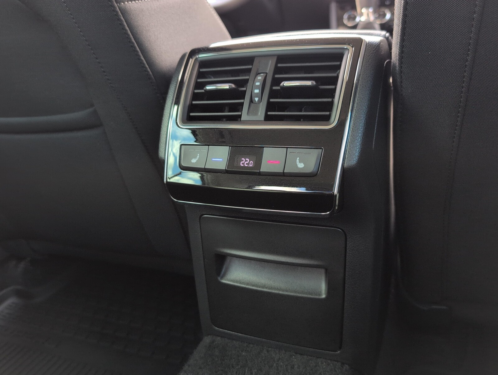 Škoda Superb - zdjęcie 14