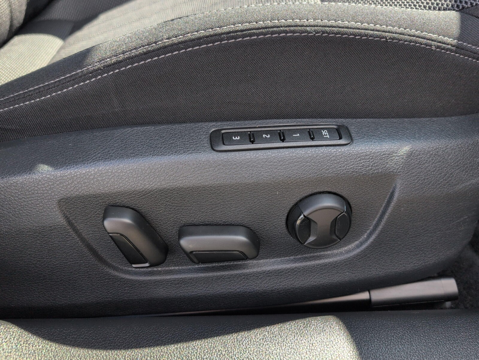 Škoda Superb - zdjęcie 19