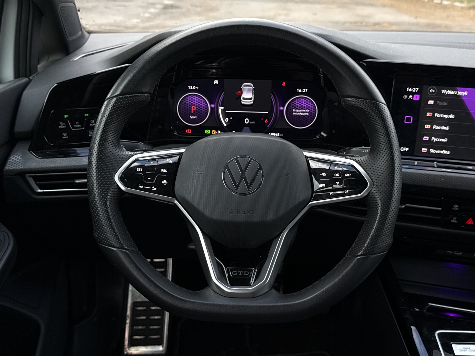 Volkswagen Golf - zdjęcie 12