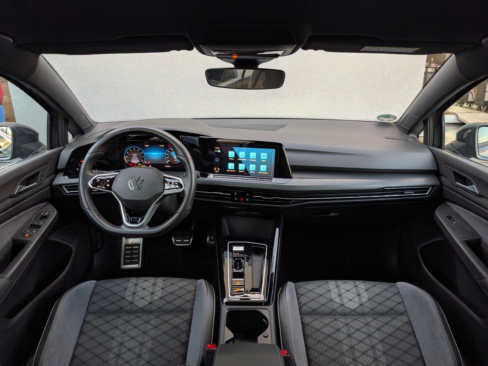 Volkswagen Golf - zdjęcie 15