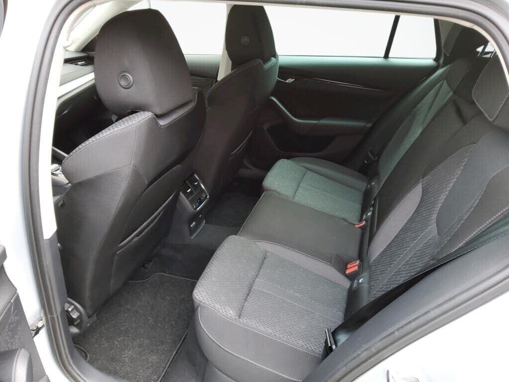 Škoda Octavia - zdjęcie 5