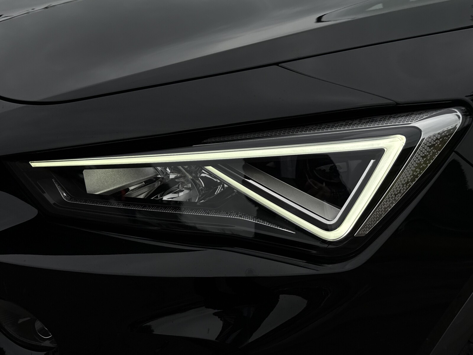Cupra Formentor - zdjęcie 38