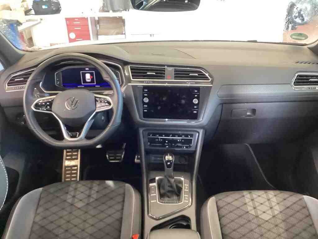 Volkswagen Tiguan - zdjęcie 7
