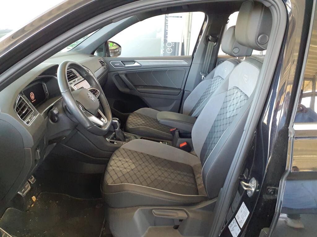 Volkswagen Tiguan - zdjęcie 8