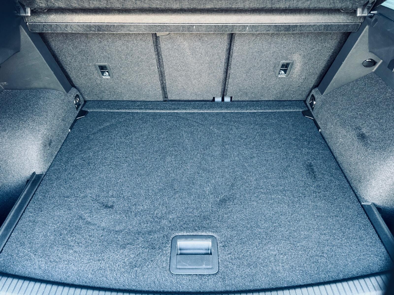 Volkswagen Tiguan - zdjęcie 10