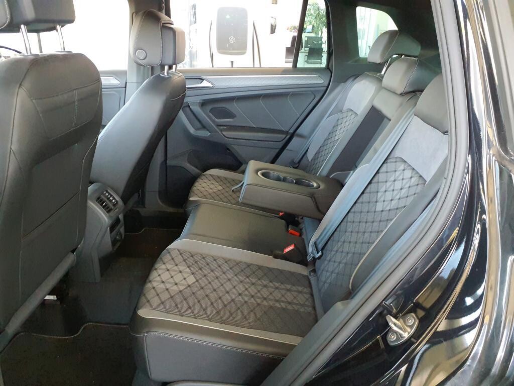 Volkswagen Tiguan - zdjęcie 9
