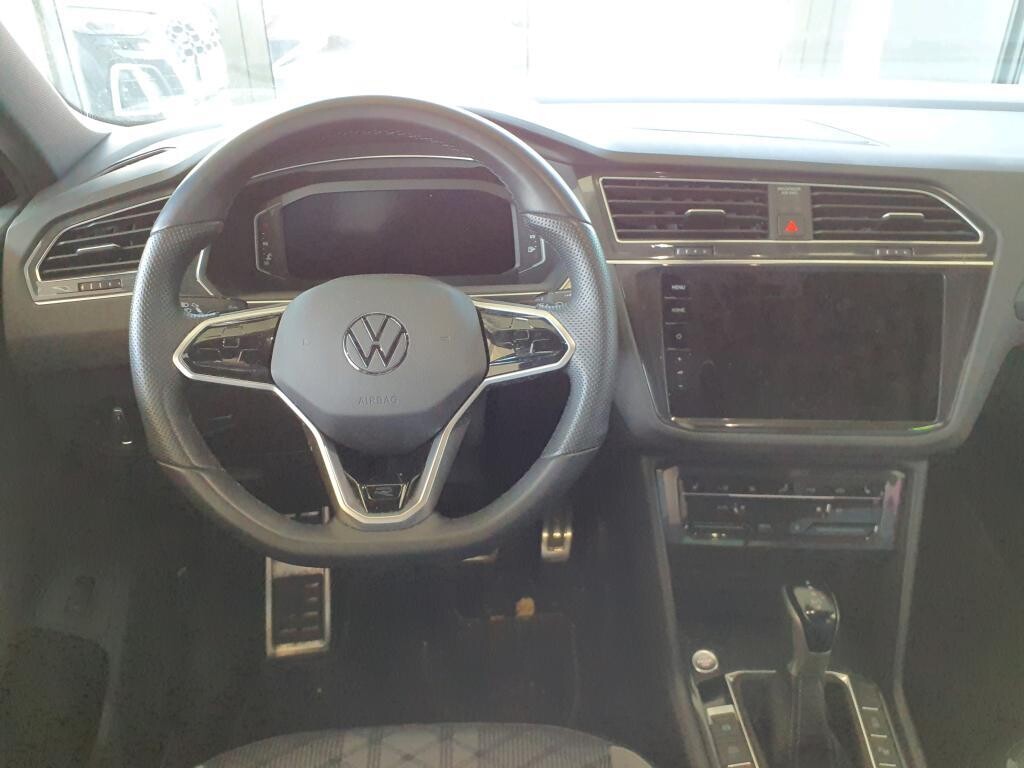 Volkswagen Tiguan - zdjęcie 7