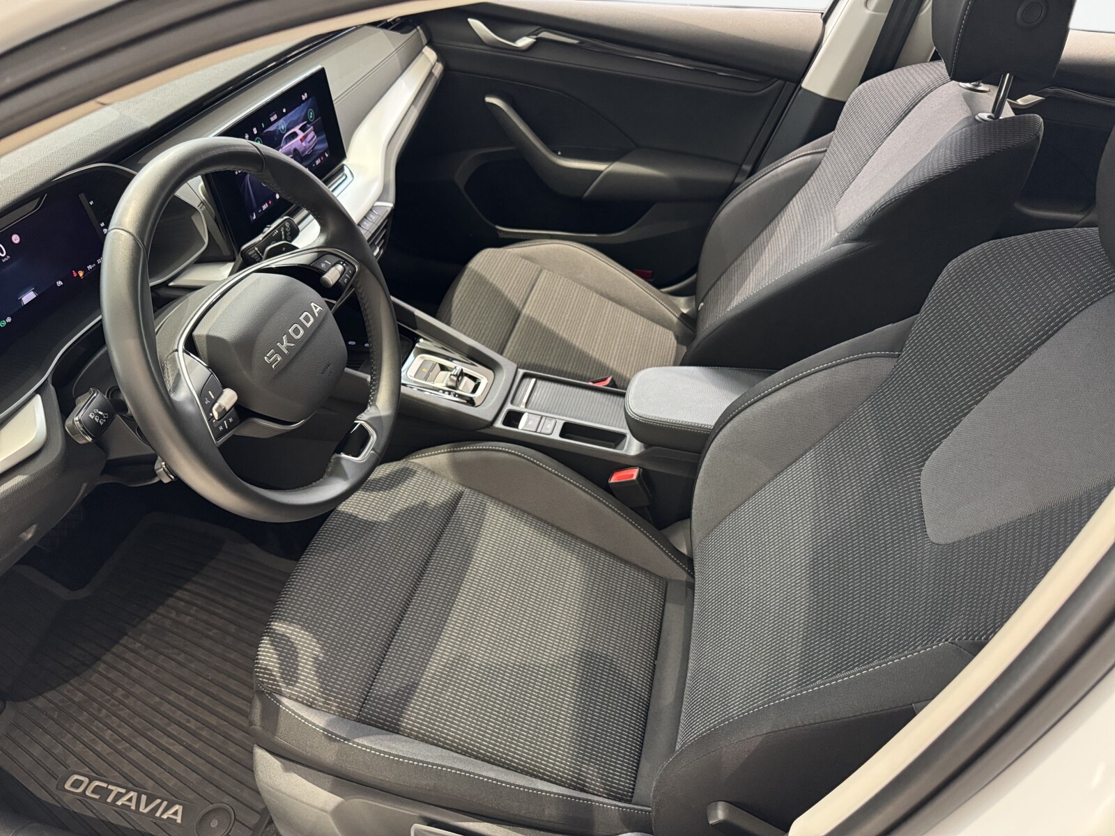 Škoda Octavia - zdjęcie 11