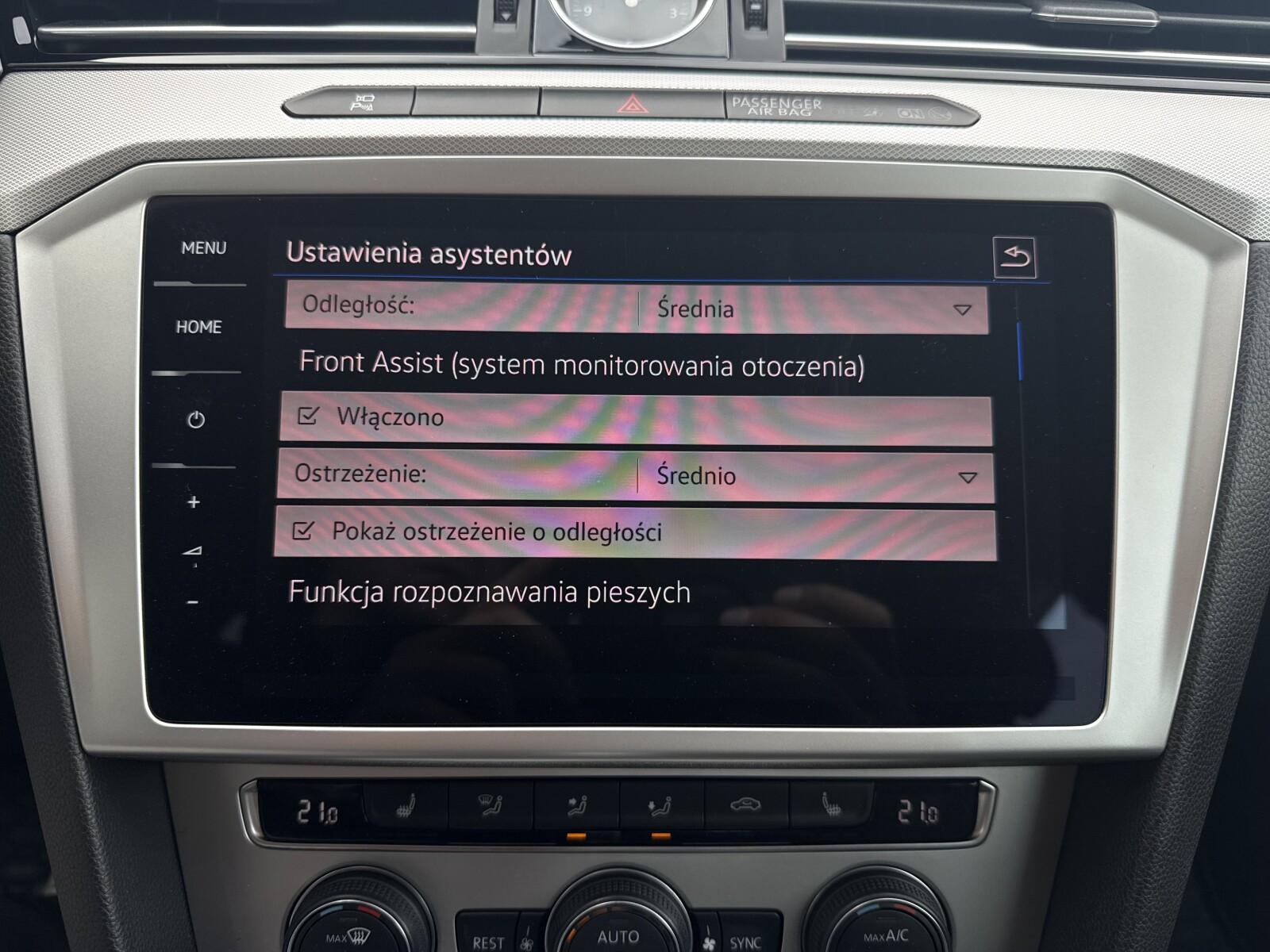 Volkswagen Passat Variant - zdjęcie 29