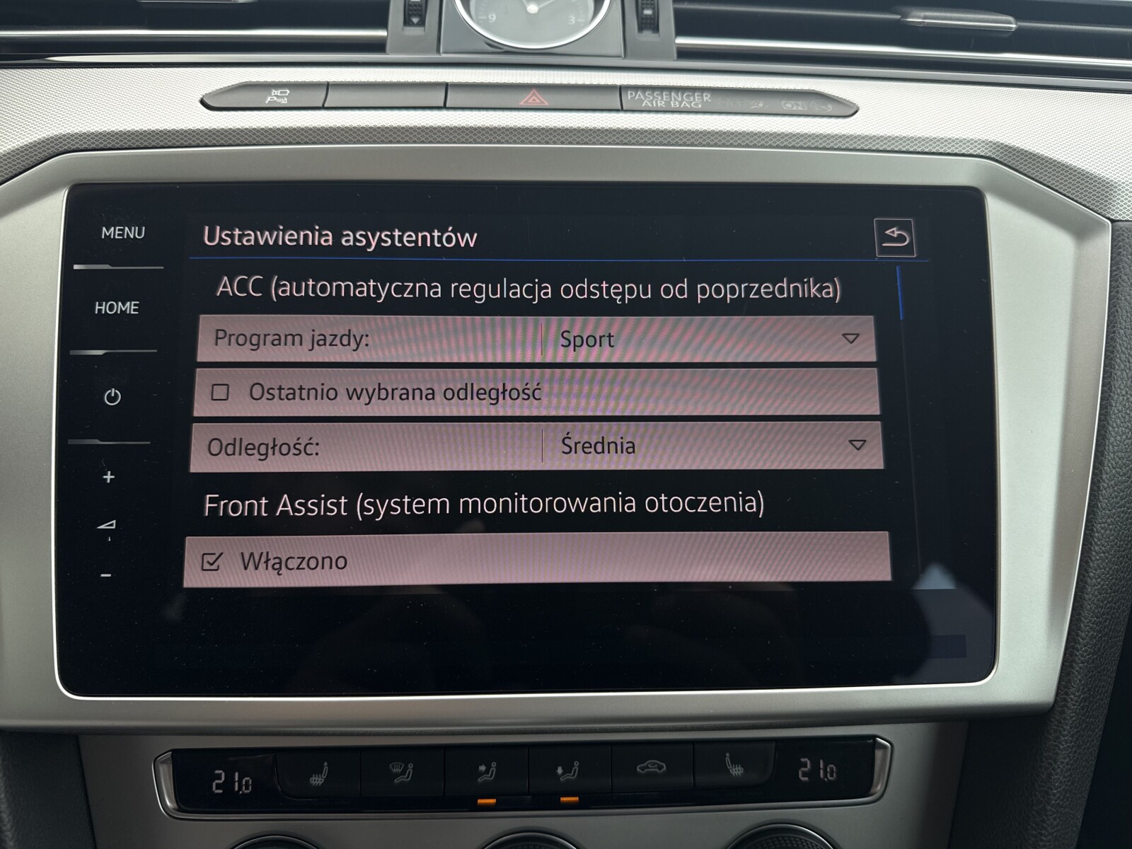Volkswagen Passat Variant - zdjęcie 28