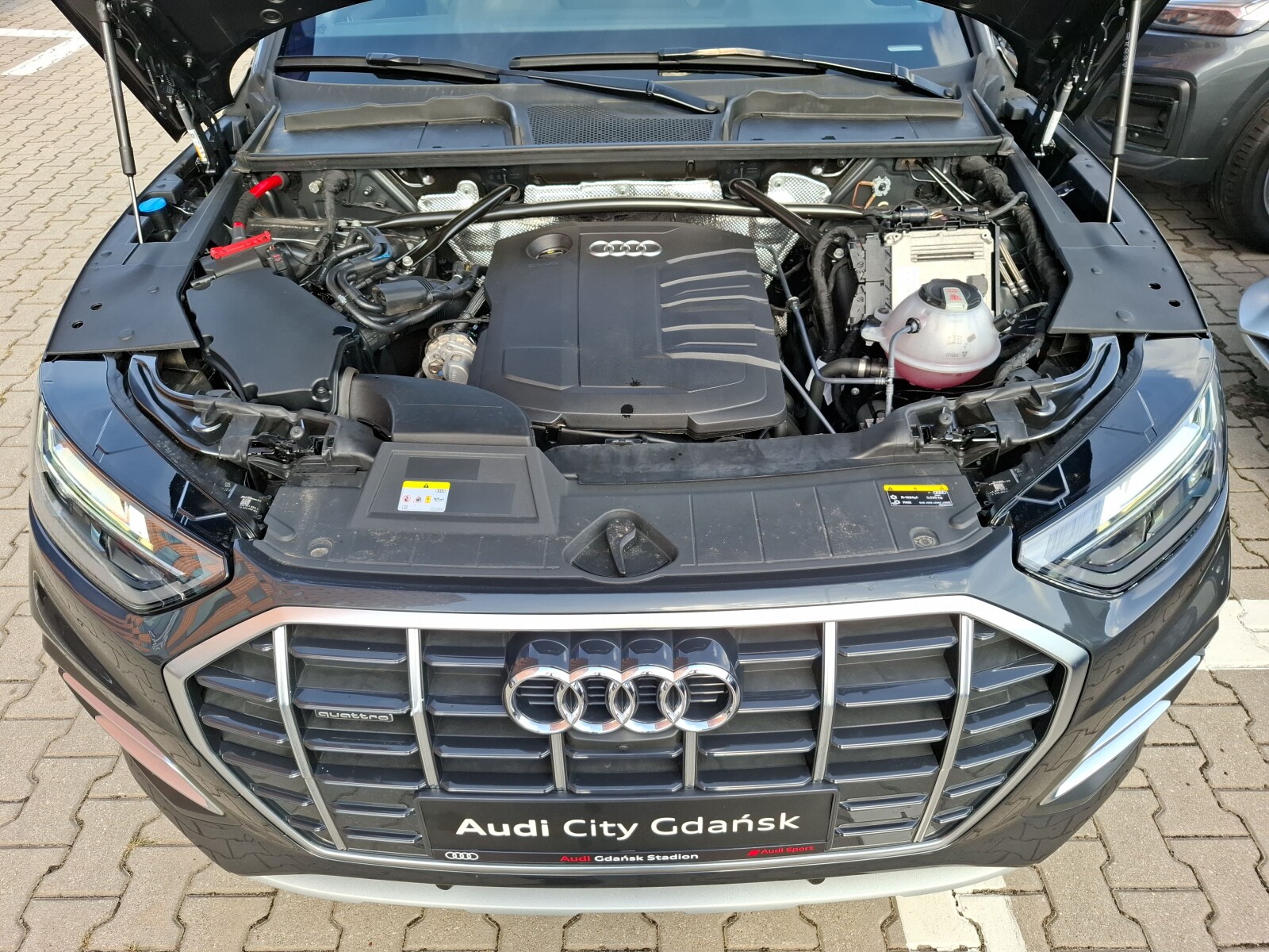 Audi Q5 - zdjęcie 11