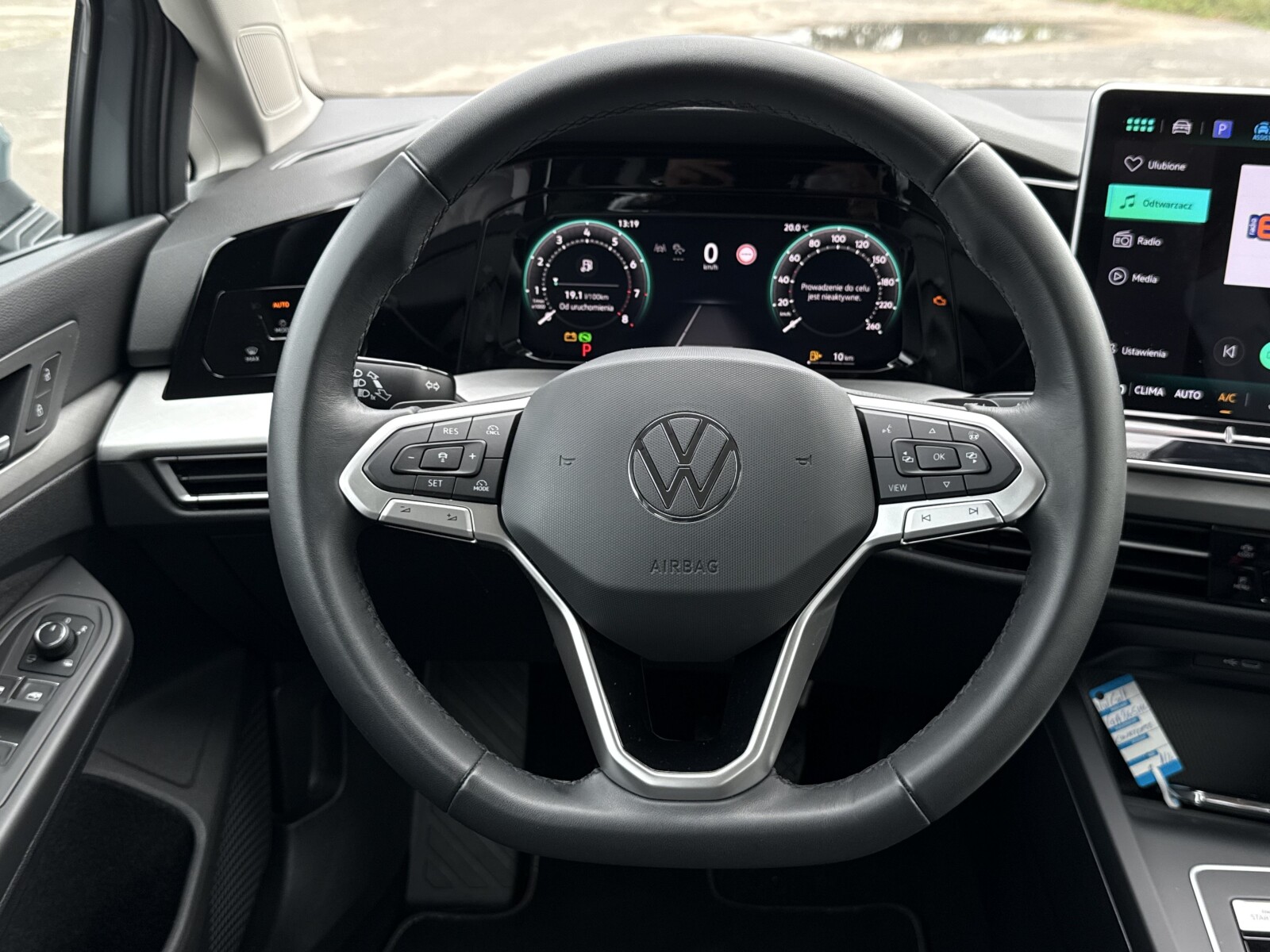 Volkswagen Golf - zdjęcie 14