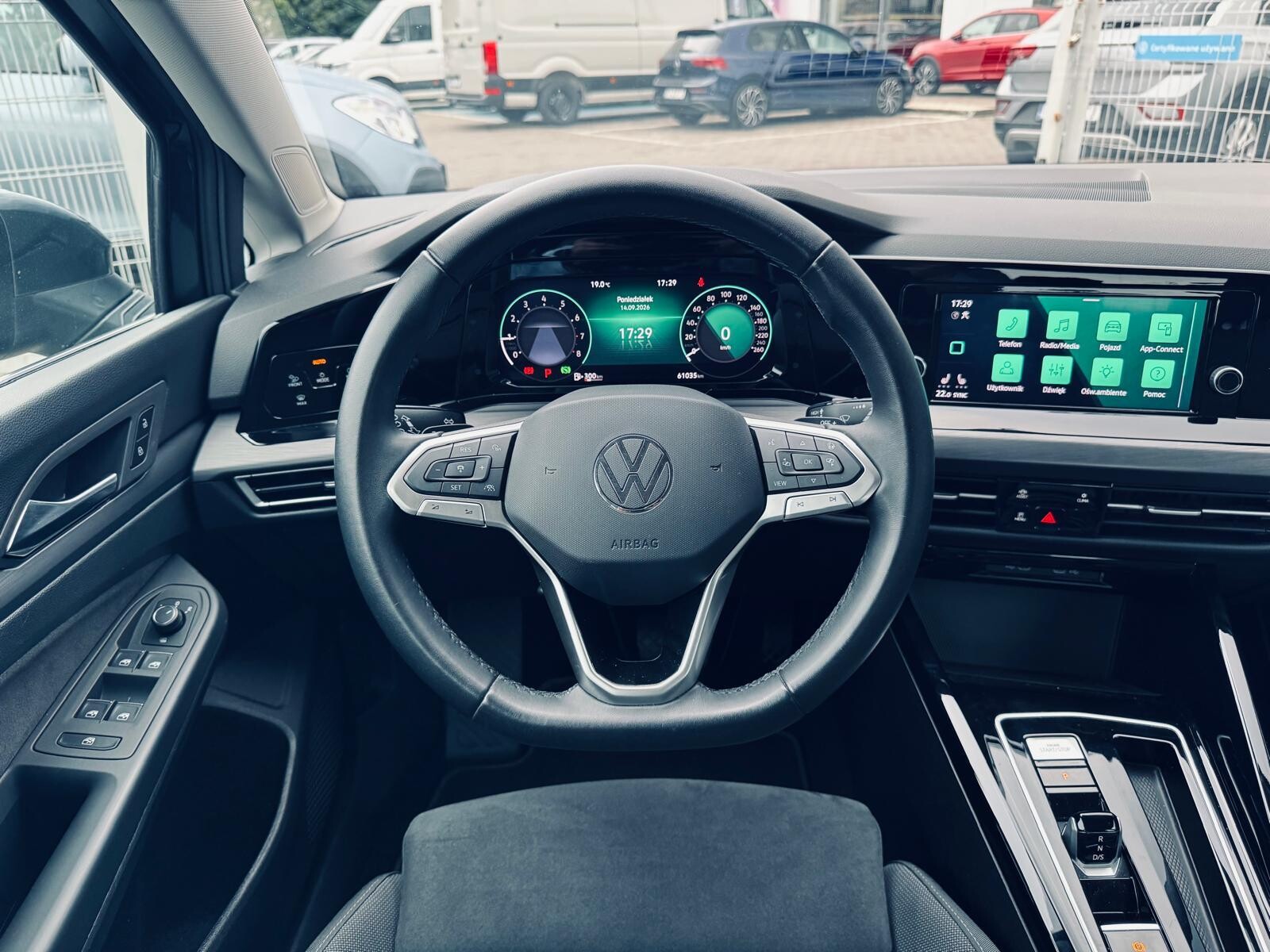 Volkswagen Golf - zdjęcie 20