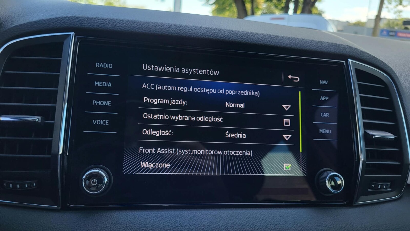 Škoda Karoq - zdjęcie 32