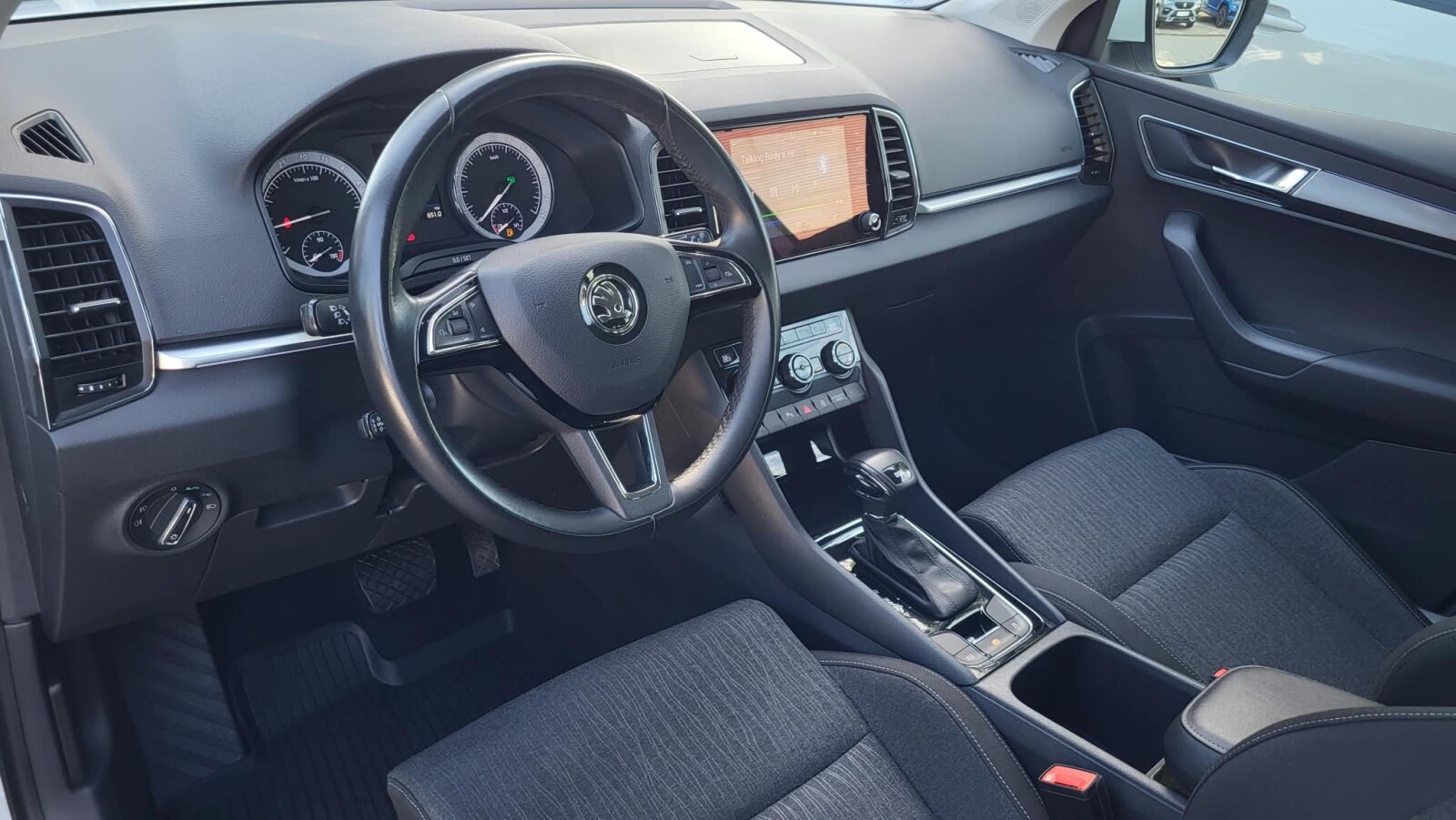 Škoda Karoq - zdjęcie 9