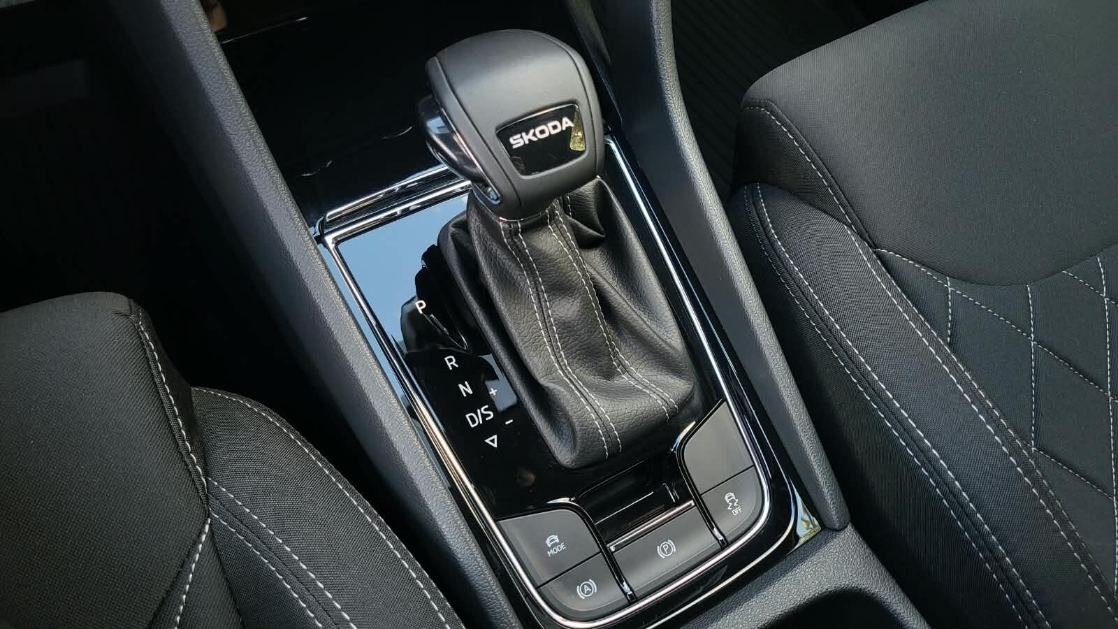 Škoda Karoq - zdjęcie 24