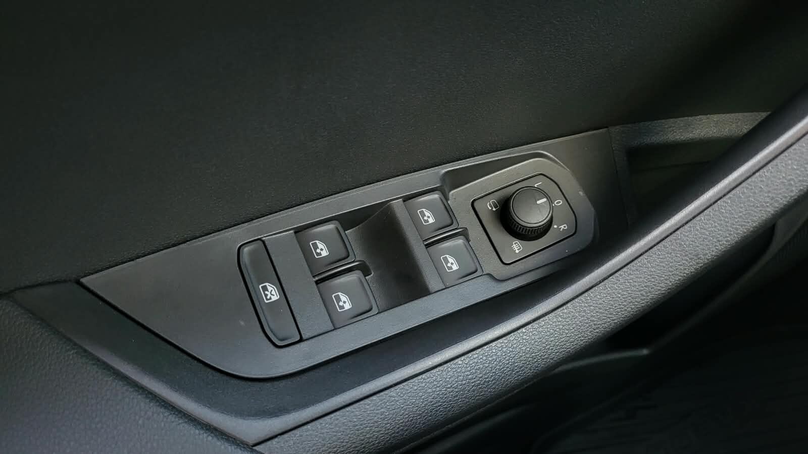 Škoda Karoq - zdjęcie 18