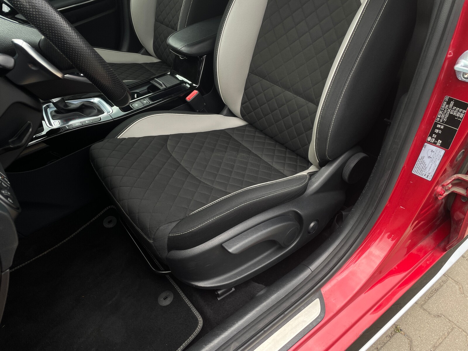Kia Pro_cee'd - zdjęcie 10