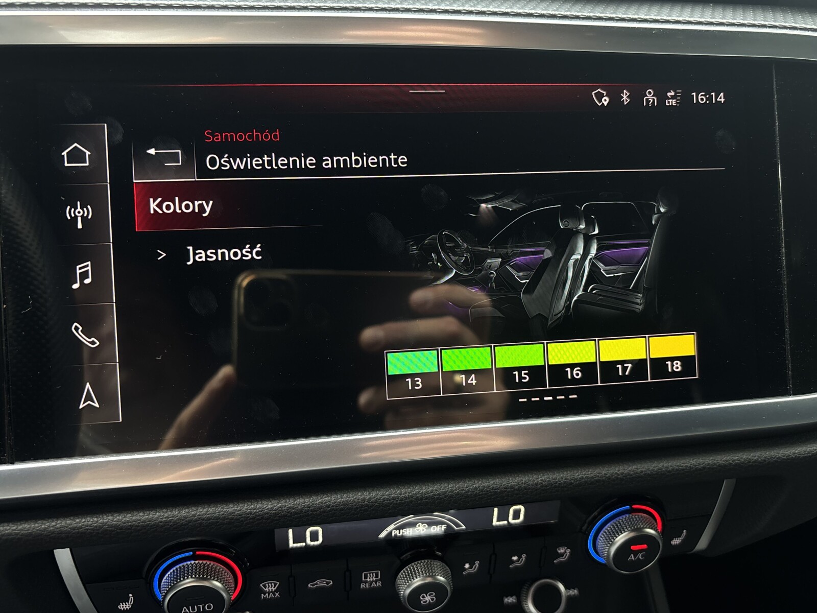 Audi Q3 - zdjęcie 21