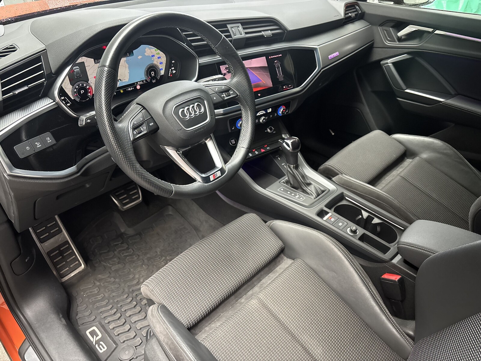 Audi Q3 - zdjęcie 17