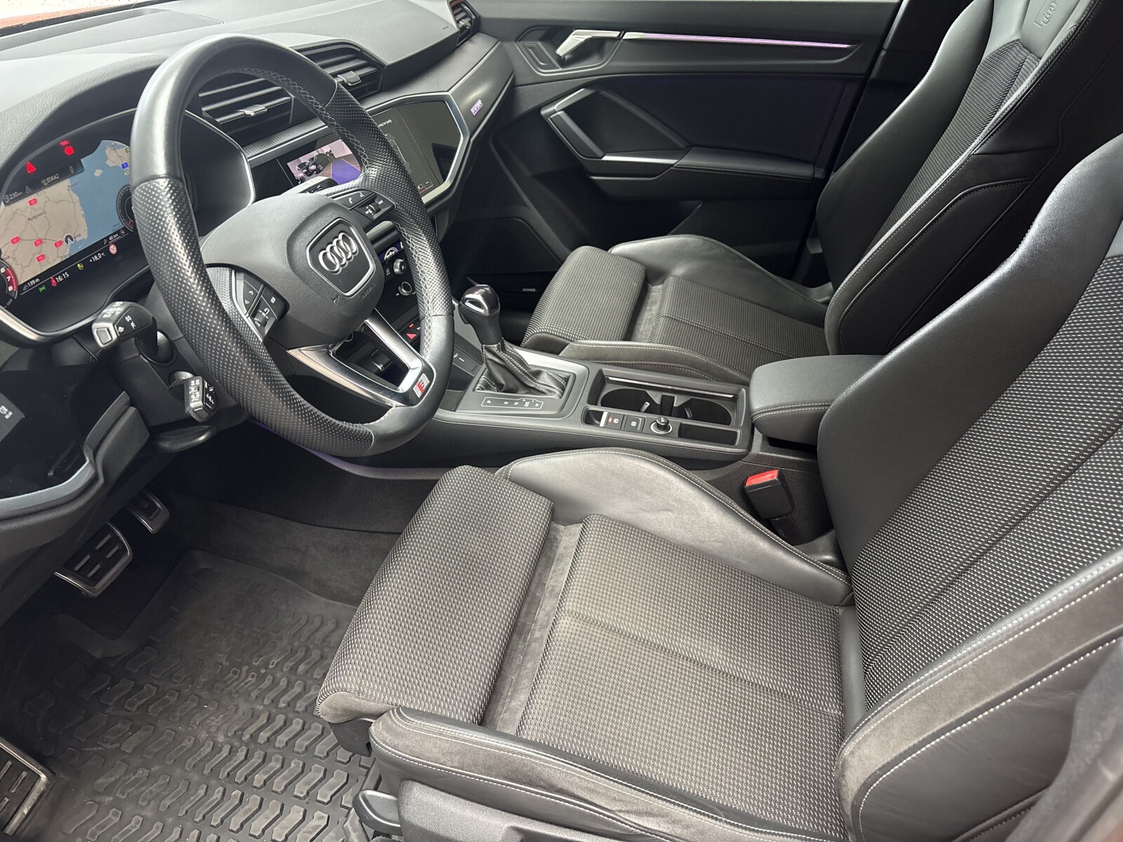 Audi Q3 - zdjęcie 16