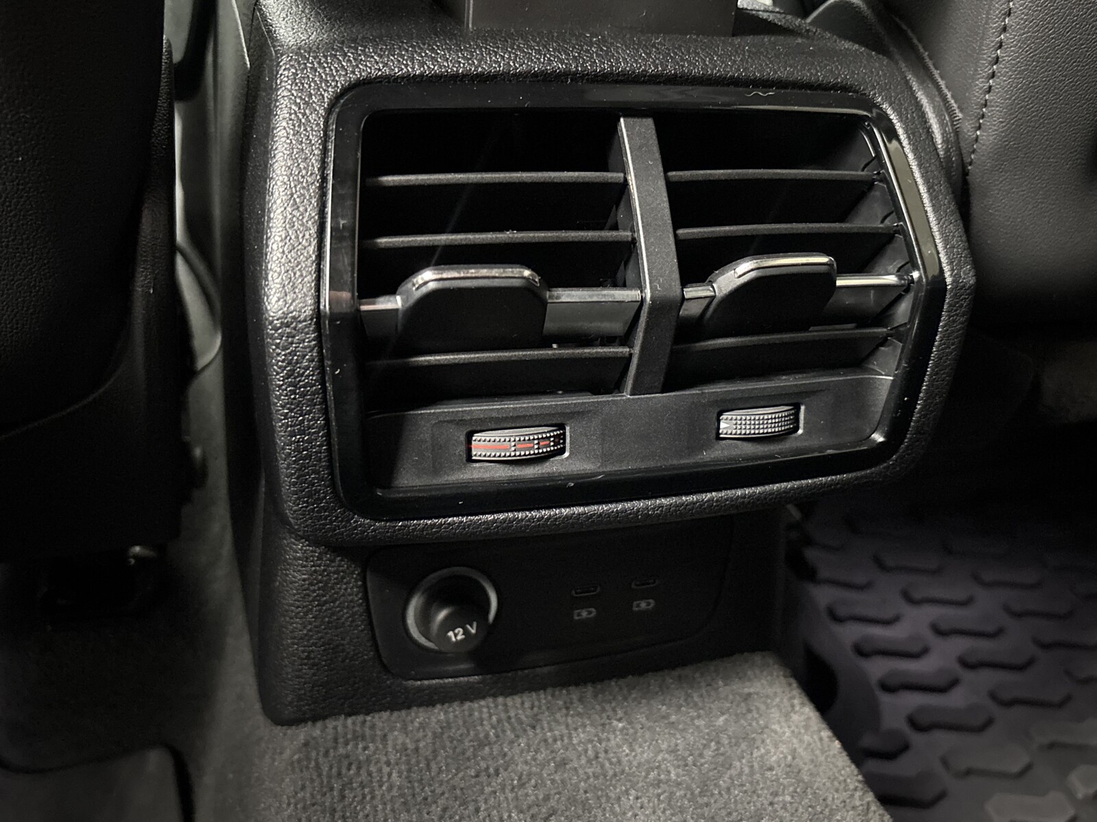 Audi Q3 - zdjęcie 27