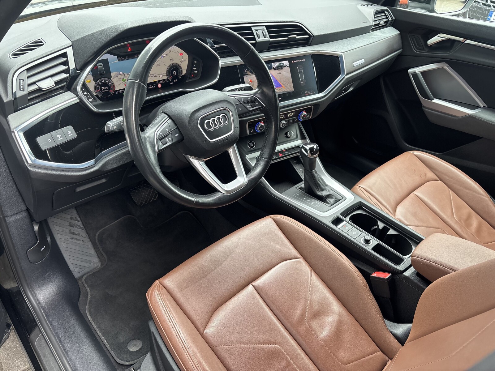 Audi Q3 Sportback - zdjęcie 15