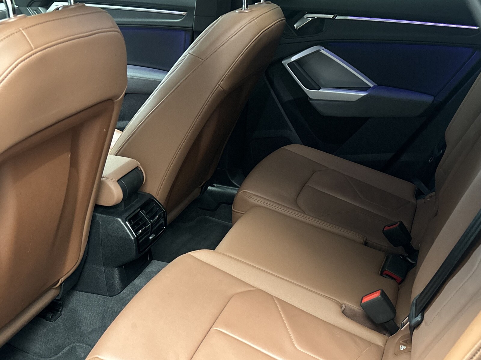Audi Q3 Sportback - zdjęcie 34