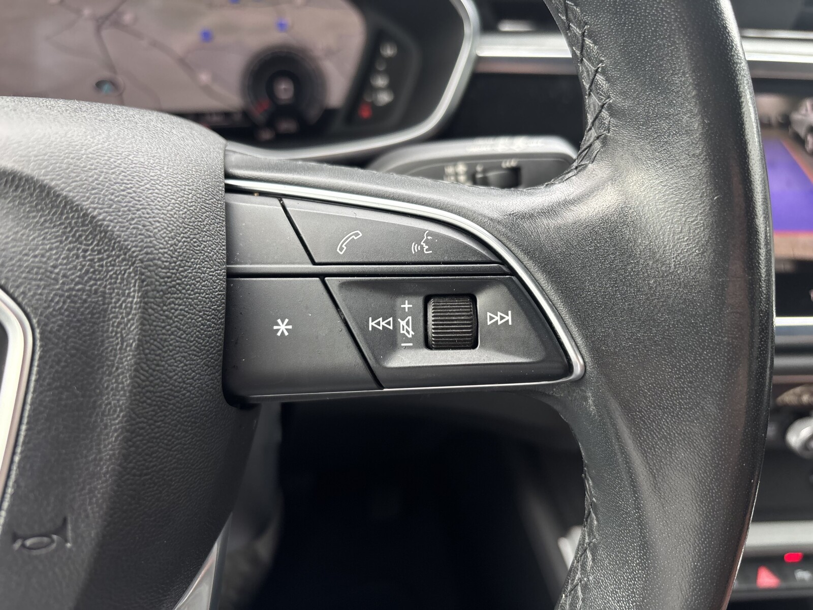 Audi Q3 Sportback - zdjęcie 14