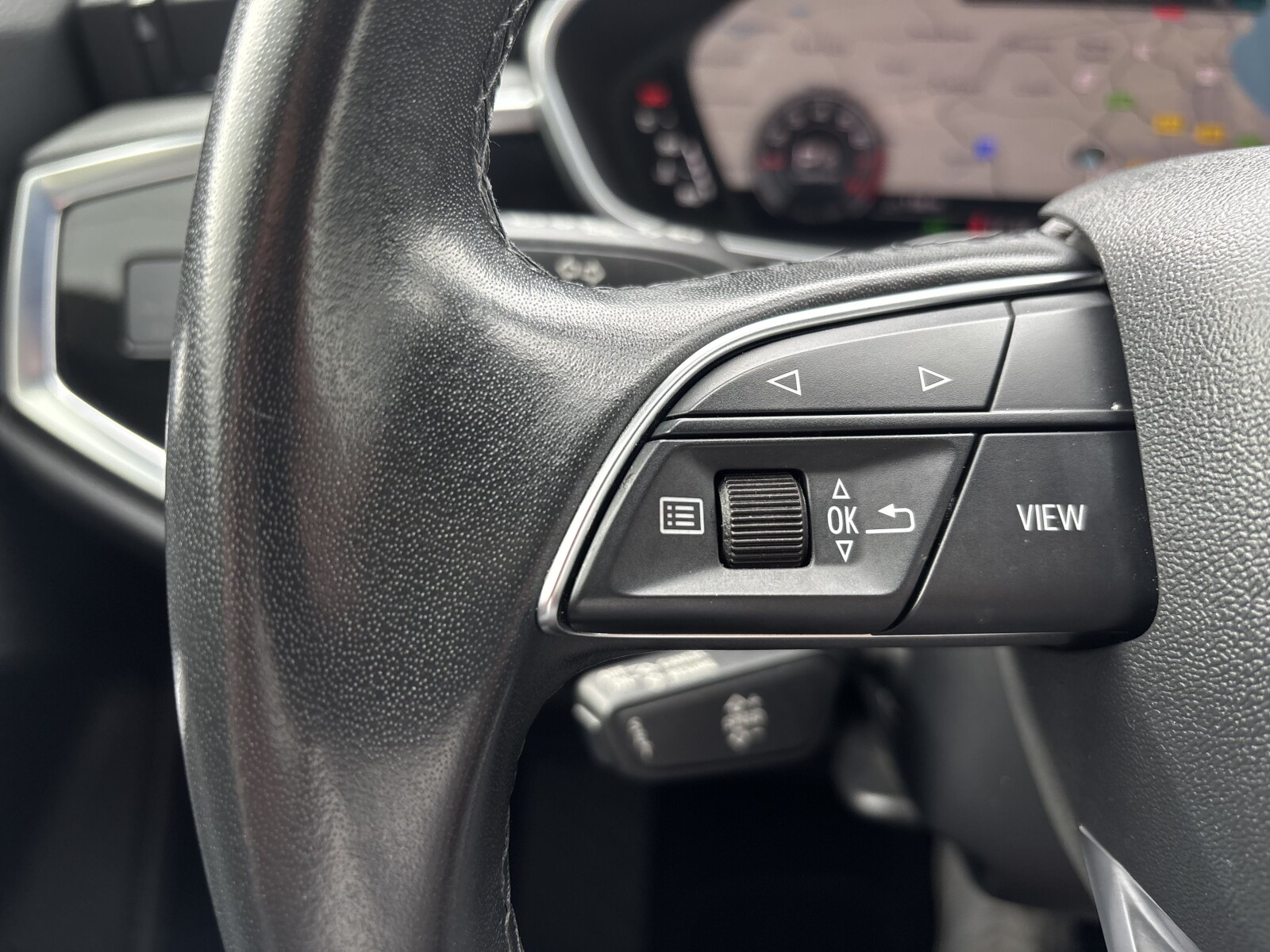 Audi Q3 Sportback - zdjęcie 11