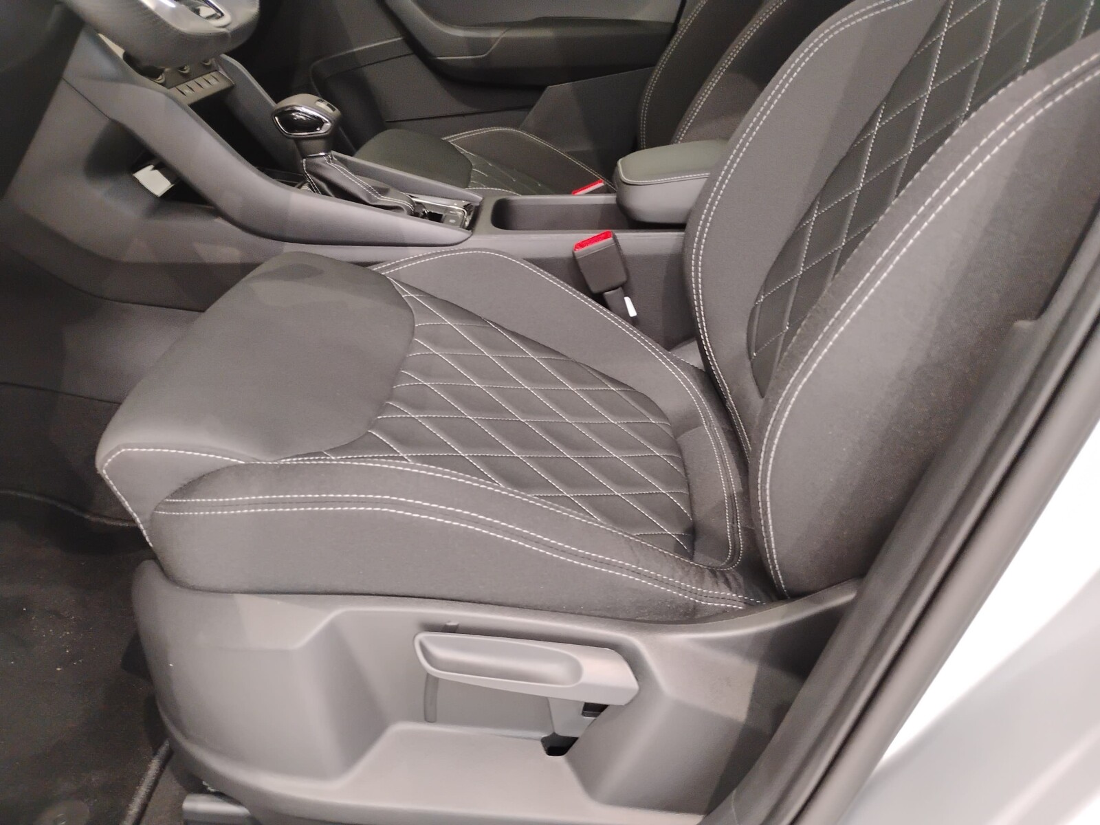 Škoda Karoq - zdjęcie 12