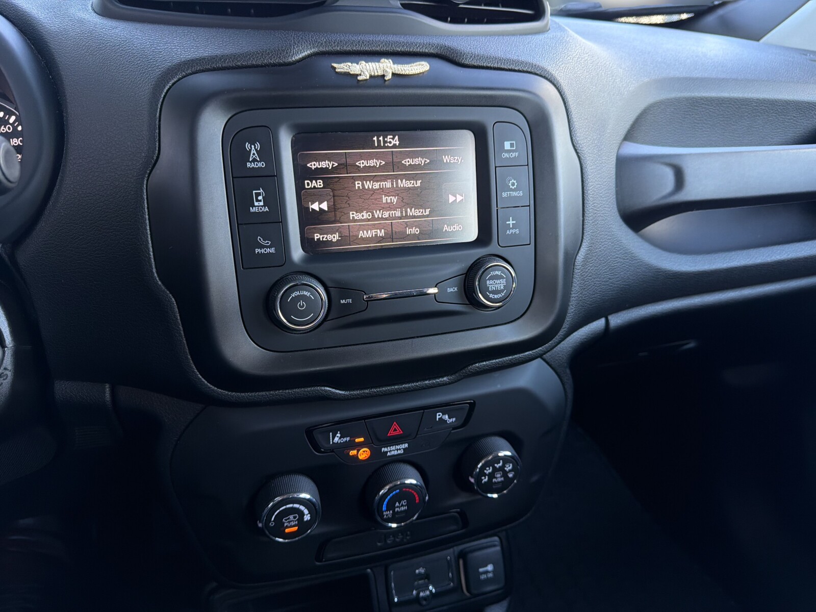 Jeep Renegade - zdjęcie 17