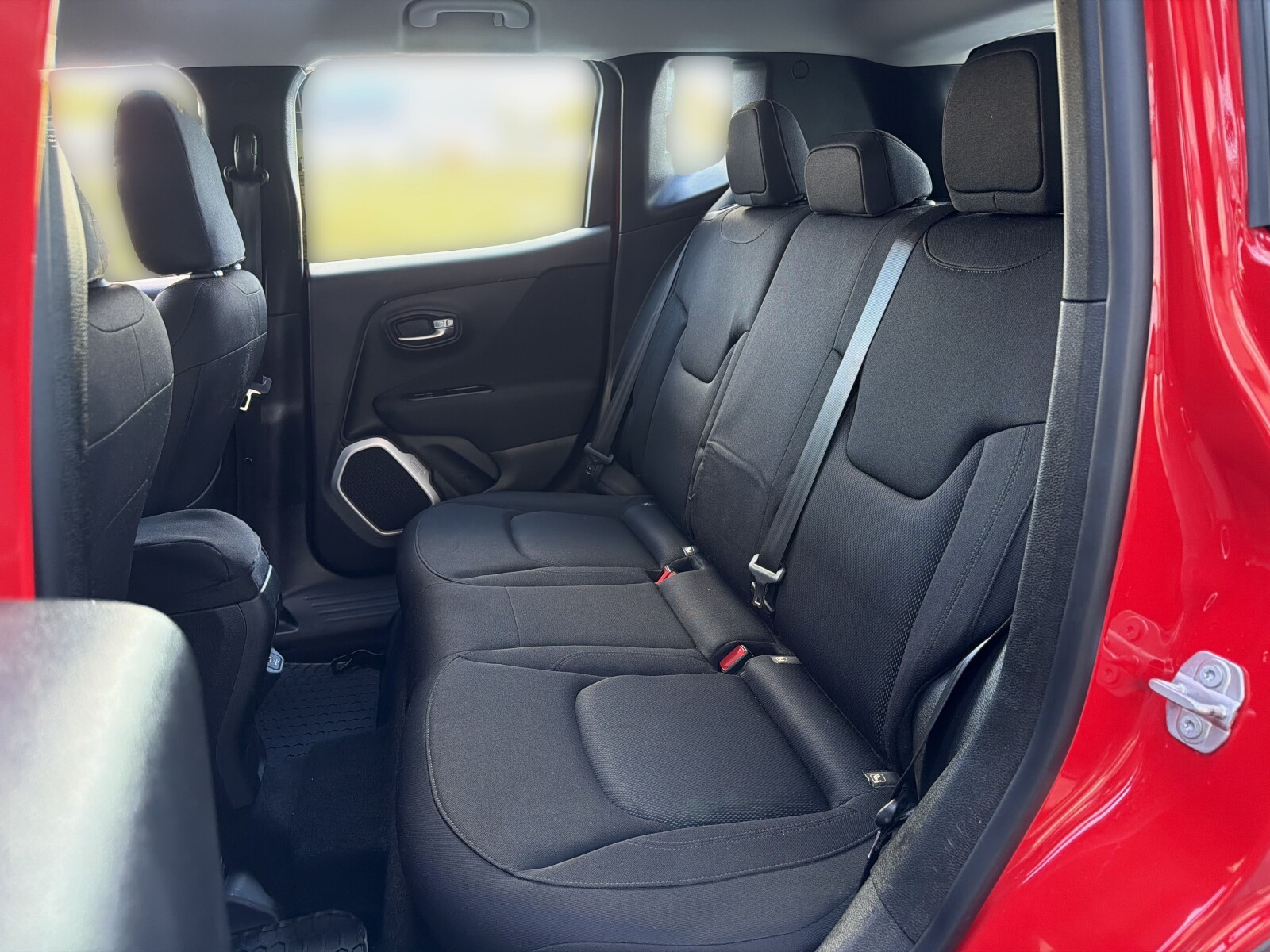 Jeep Renegade - zdjęcie 26