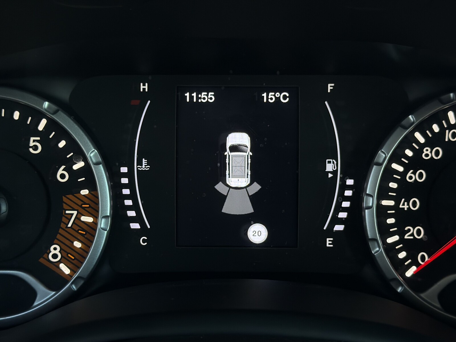 Jeep Renegade - zdjęcie 19
